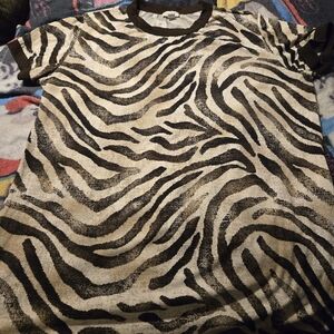 LuLaRoe Black and White Zebra Ringer Tee